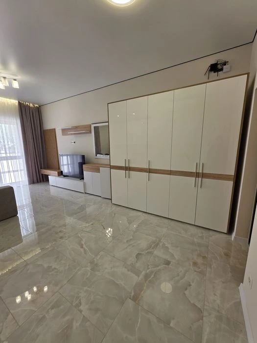 Продаж сучасної 1,5кім.квартири в новобудові 47квм.вул.Груше