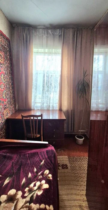 Продаж частини будинку  Казбет