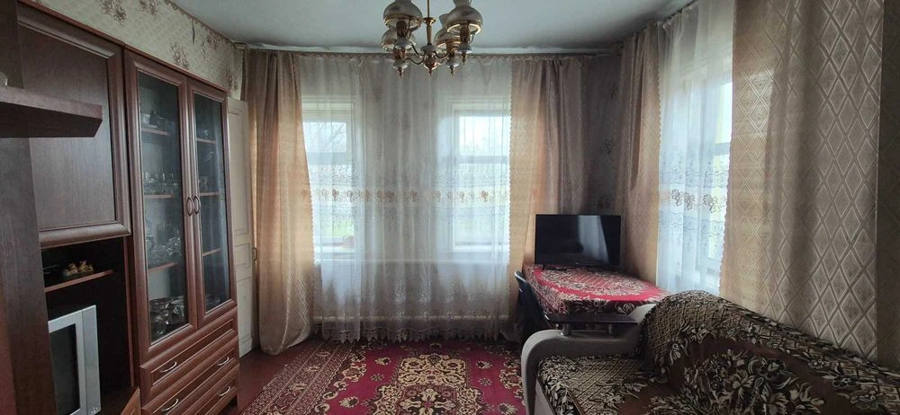 Продаж частини будинку  Казбет