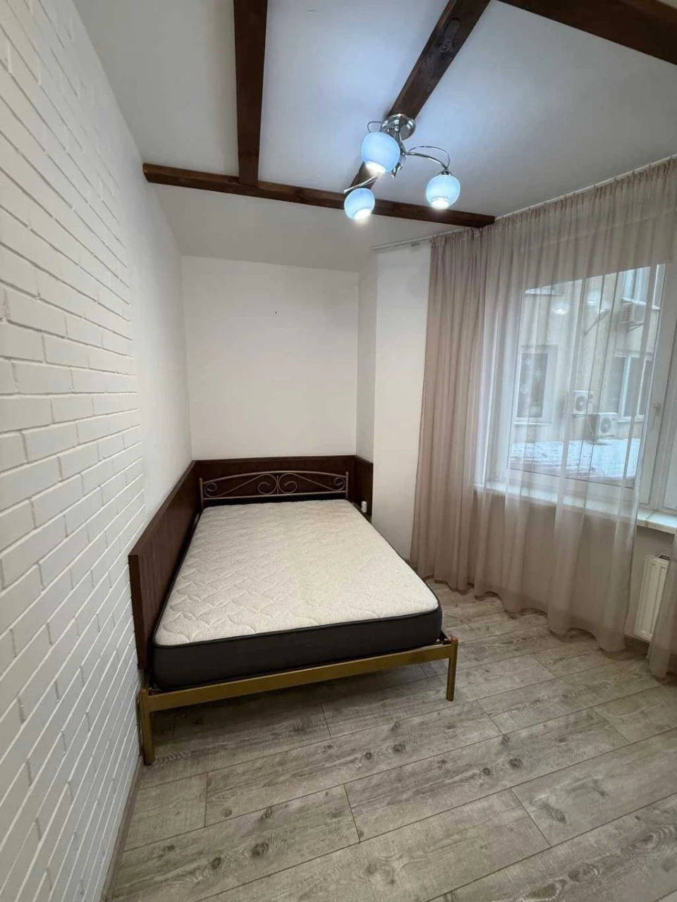 Sale of a 1-room apartment 48 m², Valery Lobanovskyi about