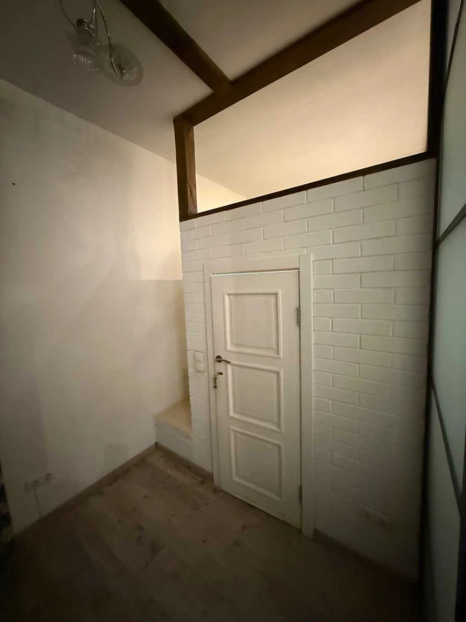 Sale of a 1-room apartment 48 m², Valery Lobanovskyi about