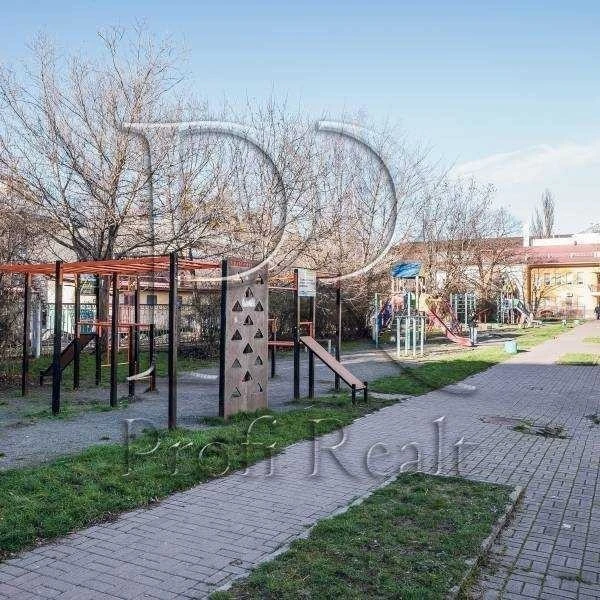 Продаж 2-кімнатної квартири 65 м², Вишгородська вул., 54Б