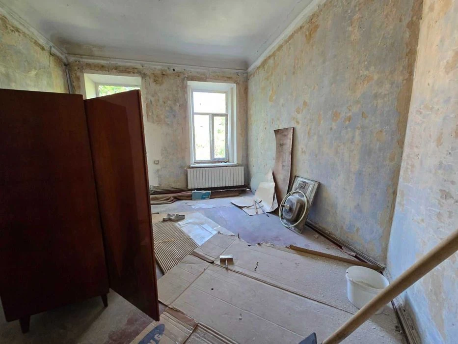 Продам большую перспективную квартиру в центре Одессы.
