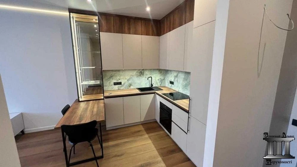 With the Tenant! Center, Generator 1-room 53 sq. m, Manhattan Residential Complex
