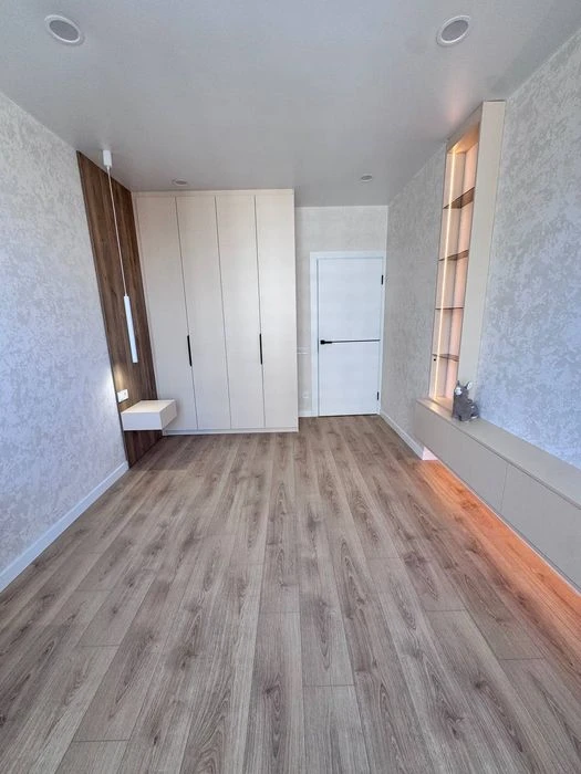 2-room apartment for sale, 69 sq m, 14th floor, Owner, Varshavsky 3, Z