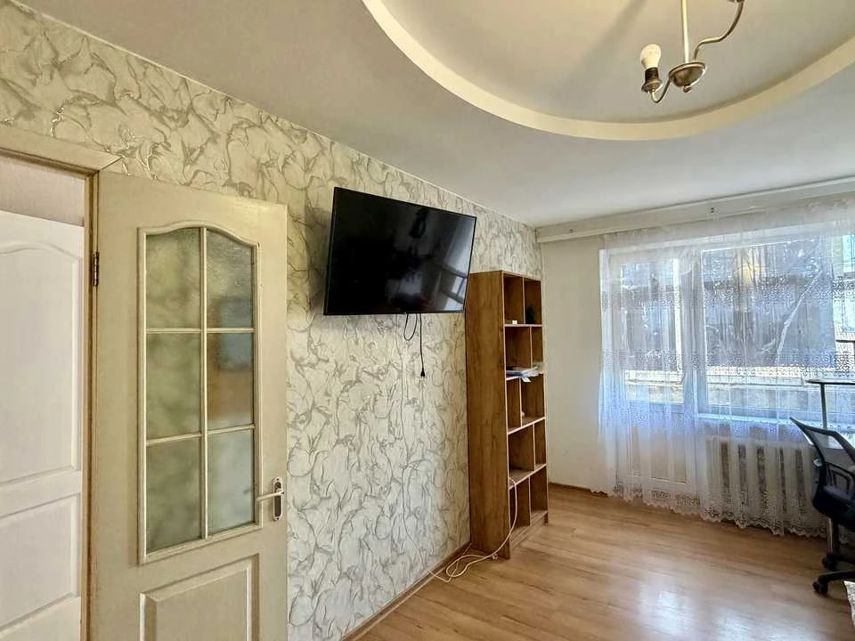 Квартира. Запорожье, Днепровские пороги ул.