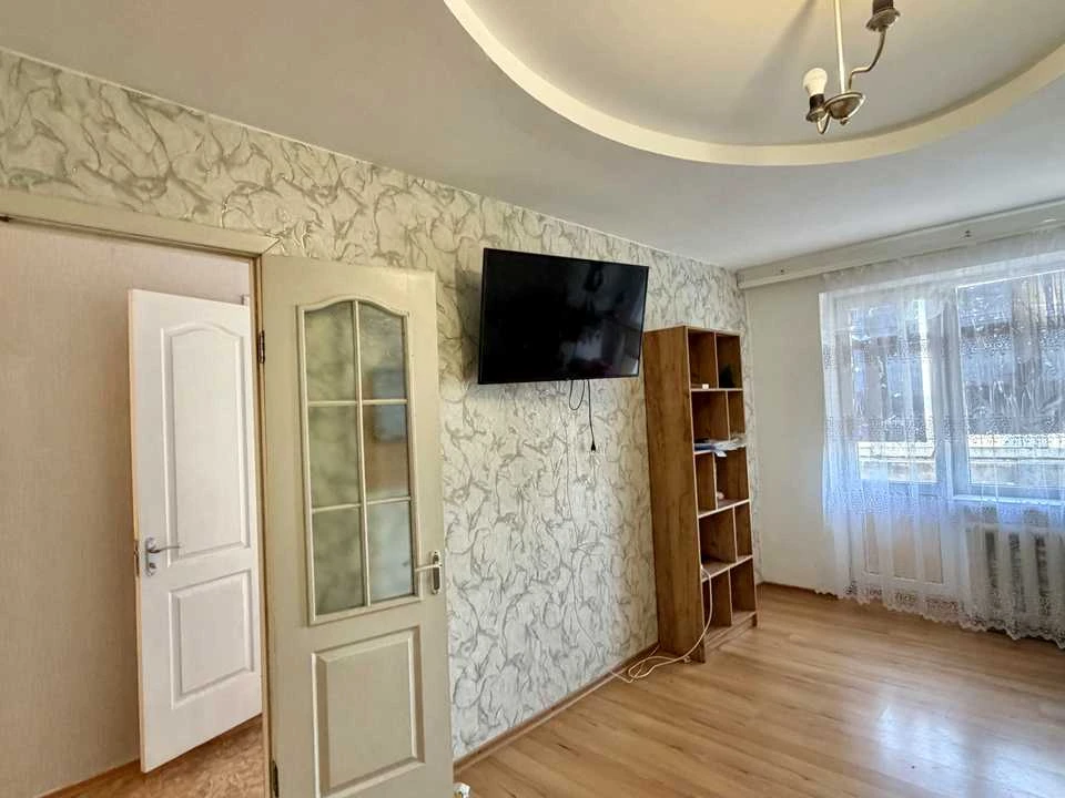 Квартира. Запорожье, Днепровские пороги ул.