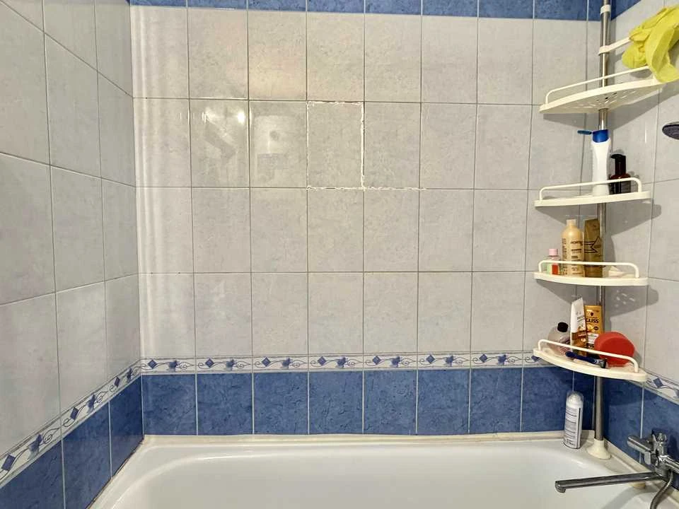 Квартира. Запорожье, Днепровские пороги ул.