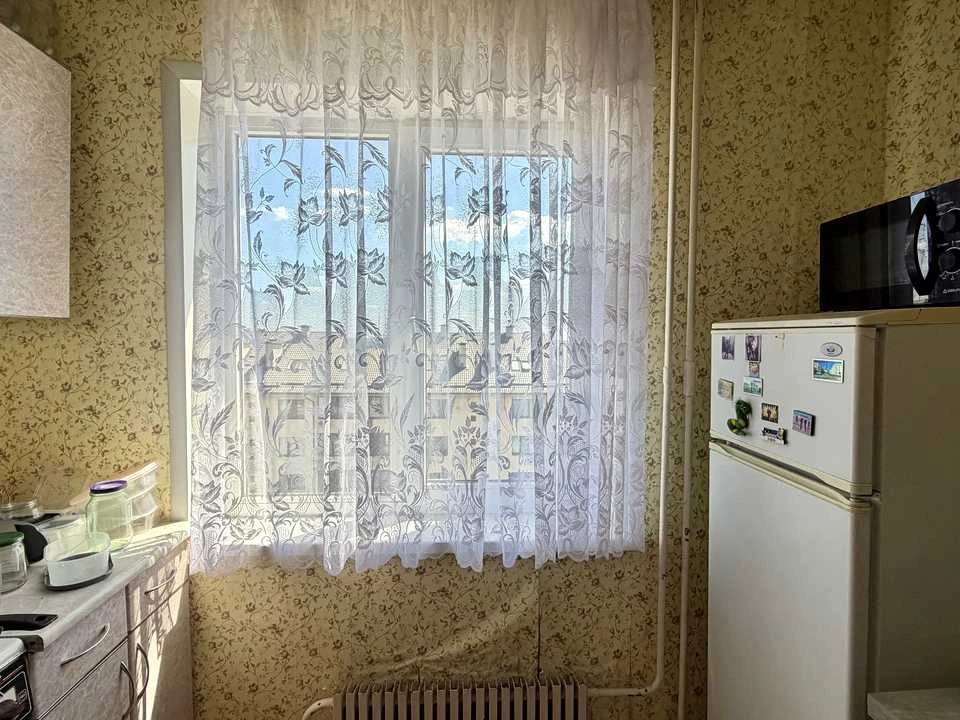Квартира. Запорожье, Днепровские пороги ул.