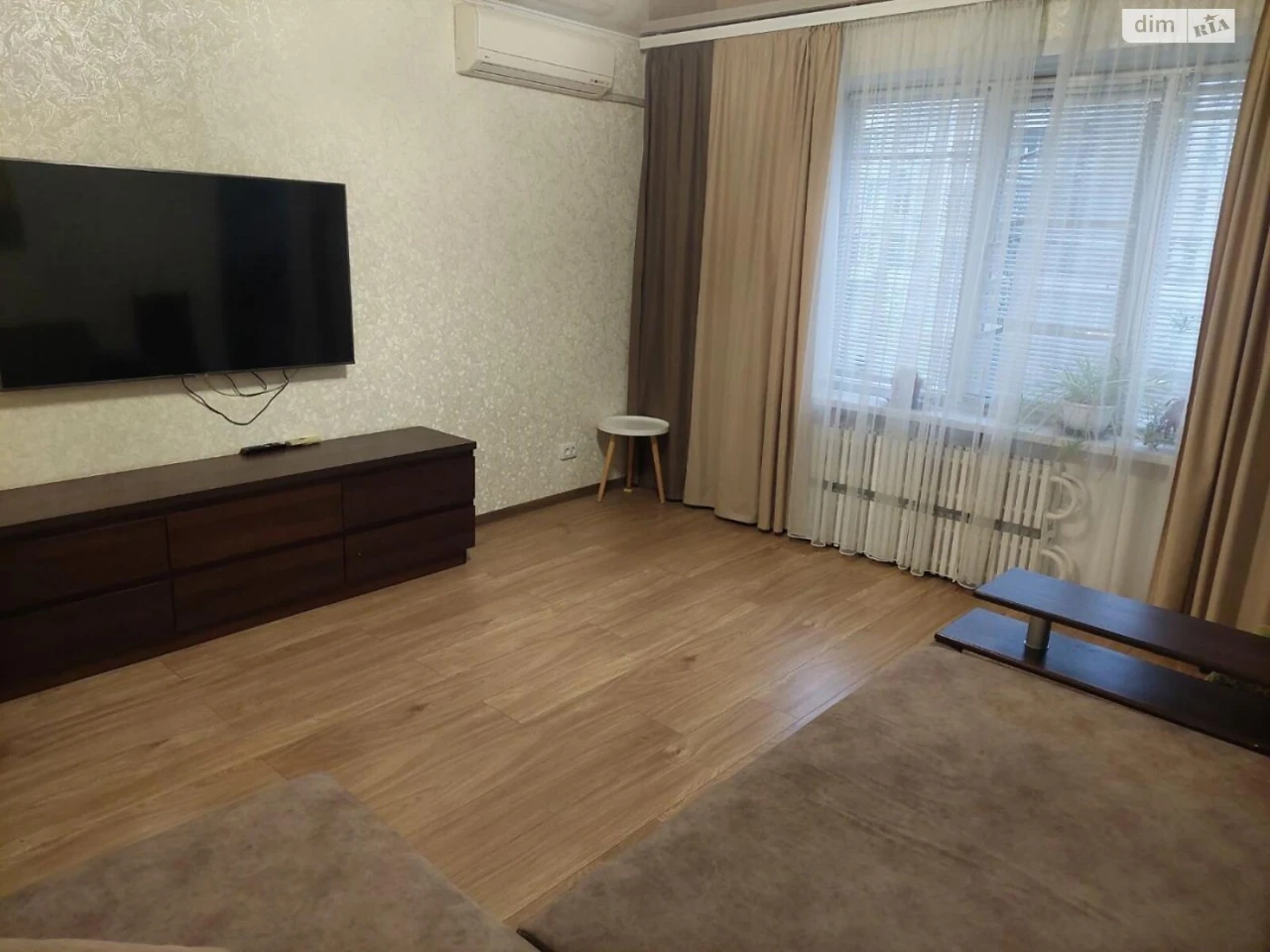 Продажа квартир Александровский (Жовтневый).