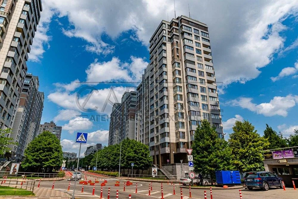 Продаж квартири 118,4 м2 в ЖК Новопечерські Липки, 7-ма черг