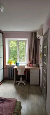 15m 3 apartment metro Traktorny Zavod Industrialnaya Kosarev