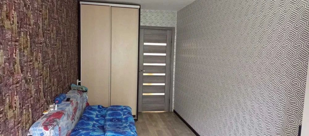15m 3 apartment metro Traktorny Zavod Industrialnaya Kosarev