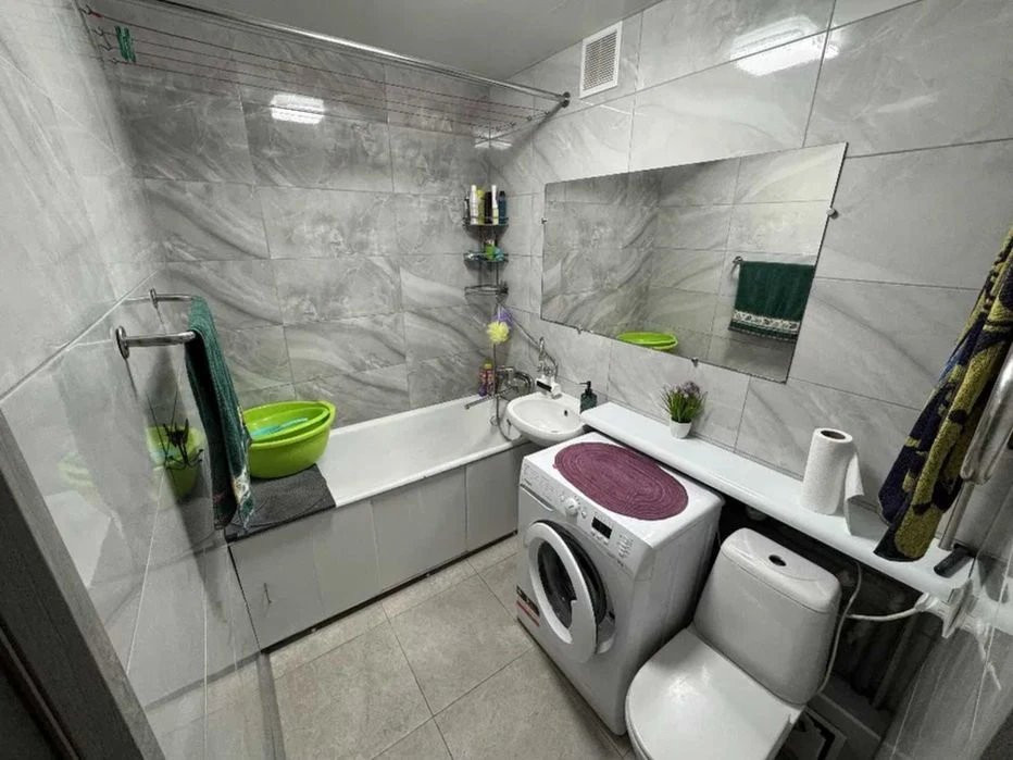 15m 3 apartment metro Traktorny Zavod Industrialnaya Kosarev