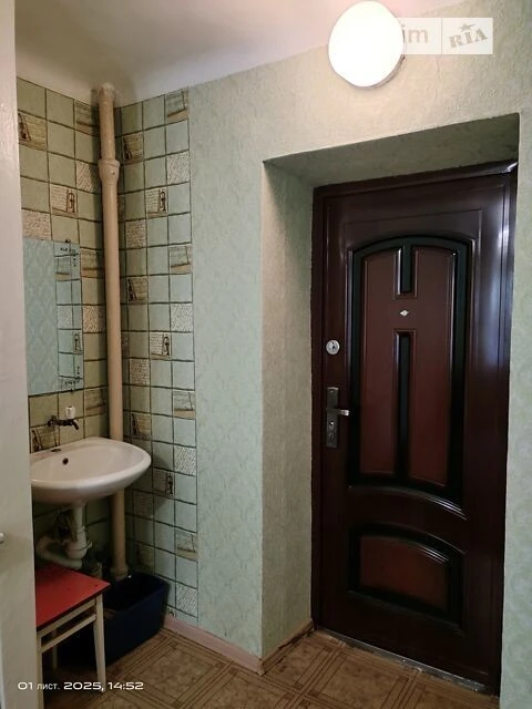 Room for sale 22.5 sq. m. on Danylo Shcherbakivskoho St. 36 •
