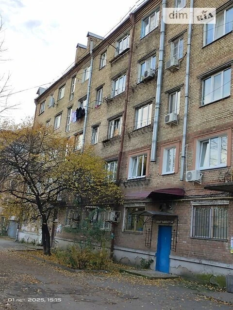 Room for sale 22.5 sq. m. on Danylo Shcherbakivskoho St. 36 •