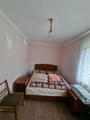 Продається 3-к квартира на Мотелі