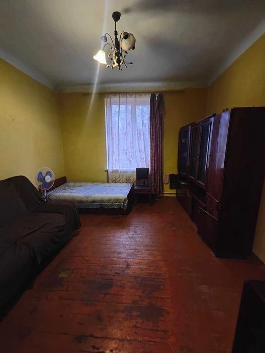 FOR SALE 2-room apartment on Liza Chaykina Street