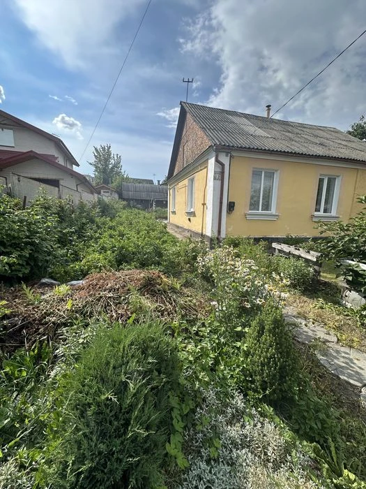 Продам частину будинка пров.Ясний