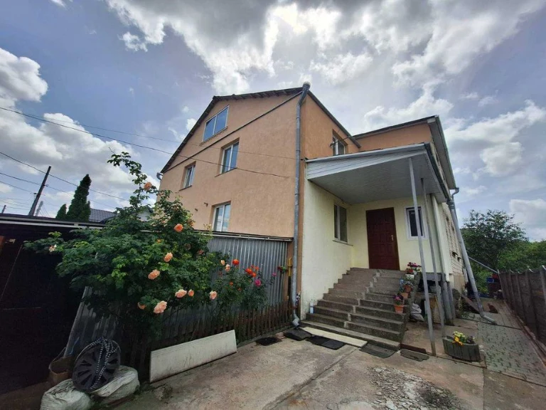 (5) I will sell part of the house in Buchmy 6910