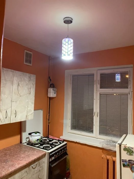 I will sell 2-room apartment. Saltivka. Metro Studentska - 7 min.