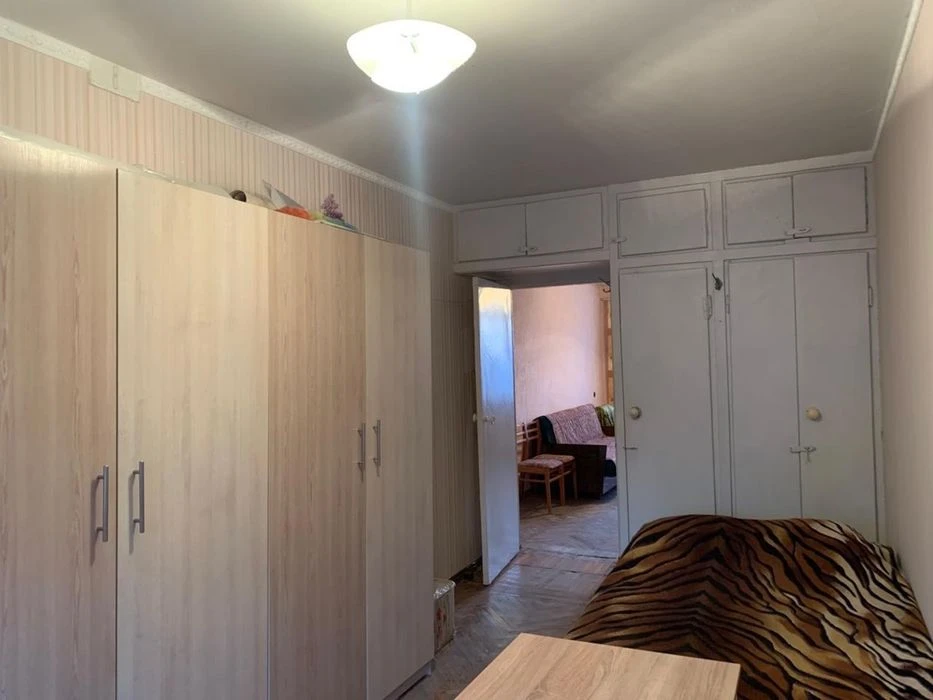 I will sell 2-room apartment. Saltivka. Metro Studentska - 7 min.