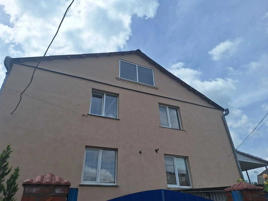 (5) I will sell part of the house in Buchmy 6910