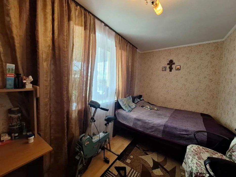 (5) I will sell part of the house in Buchmy 6910
