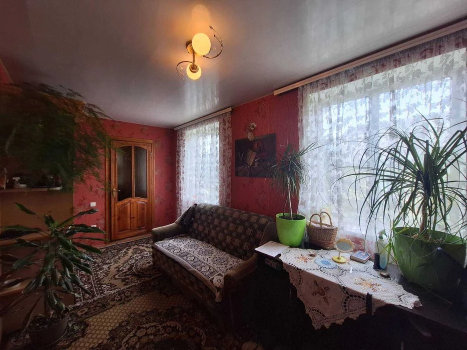 (5) I will sell part of the house in Buchmy 6910