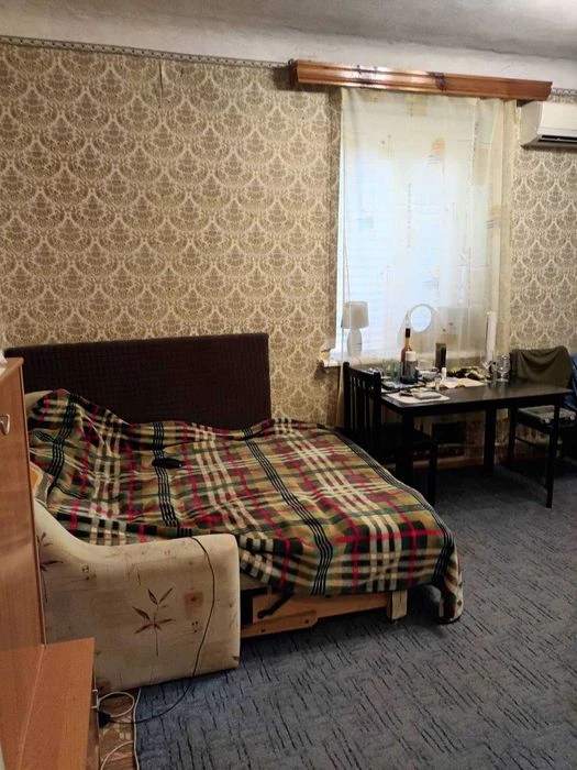 +Продам 1 ком. квартиру ул.Портовая 12000 дол.
