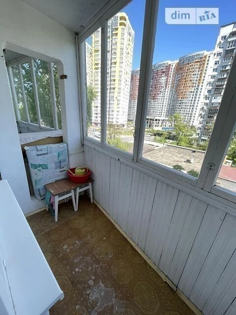 Sale of 2-room apartment 45 sq. m. on Panteleimon Kulisha Street 17 •