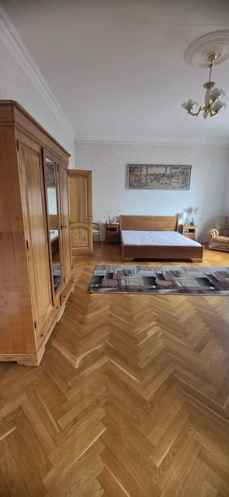 Apartment for sale in the city center.