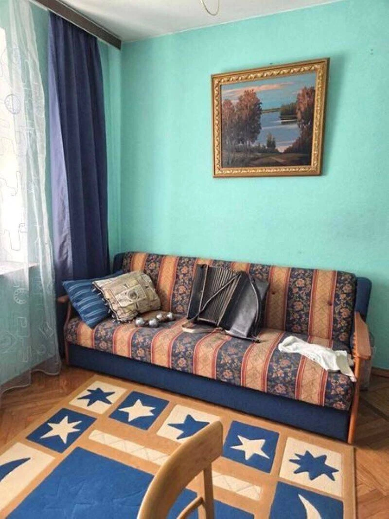 Продам 3-комнатную квартиру, улица Казимира Малевича (Боженко