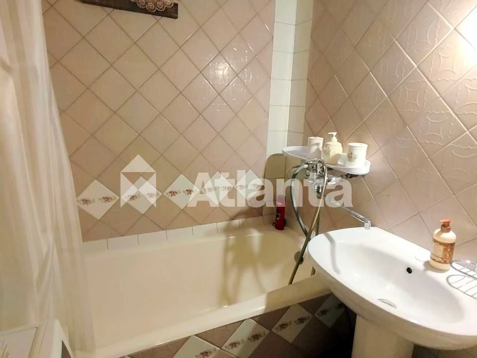 Квартира. Киев, Академика Заболотного ул.