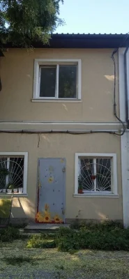 Продам Центр 1 ком кв-ру кухня студия +спальня