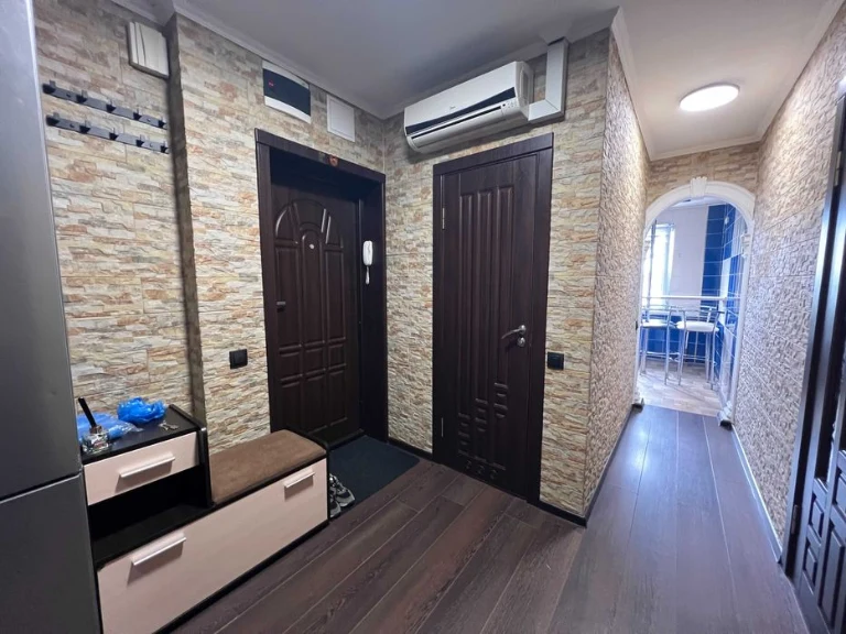 Продаж 3 кімнатної квартири в Житомирі, широкий центр!