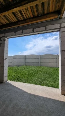 Townhouse with BBQ area and car access | eRenovation\Housing