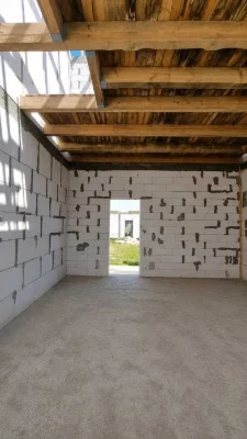 Townhouse with BBQ area and car access | eRenovation\Housing