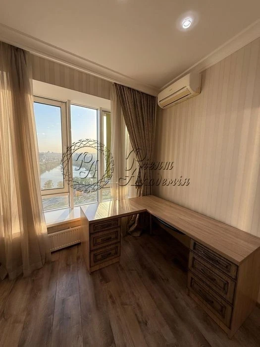 Apartment for sale in the Parus residential complex, Obolon WITHOUT COMMISSION
