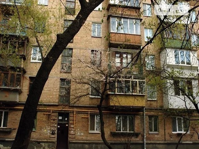 Продаж 3к квартири 57 кв. м на просп. Лобановського 55 • ID