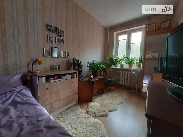 Продаж 3к квартири 57 кв. м на просп. Лобановського 55 • ID