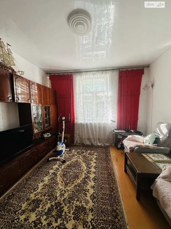 For Sale Apartment Center