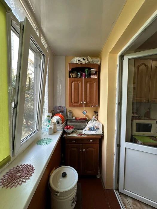 Продам 3-к квартиру, 12 квартал
