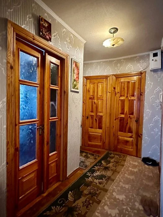 Продам 3-к квартиру, 12 квартал