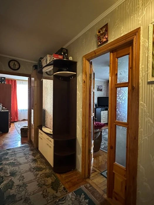 Продам 3-к квартиру, 12 квартал