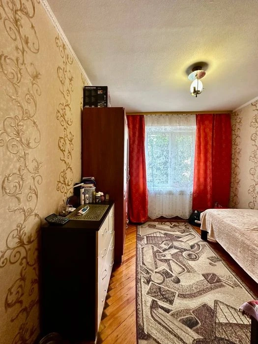 Продам 3-к квартиру, 12 квартал