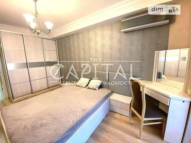 Sale of 3-room apartment 89 sq. m. on Velyka Vasylkivska 145 street