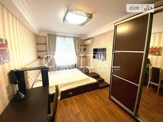Sale of 3-room apartment 89 sq. m. on Velyka Vasylkivska 145 street