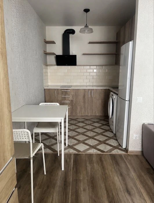 Spacious 1-room apartment for sale on the best 4th floor