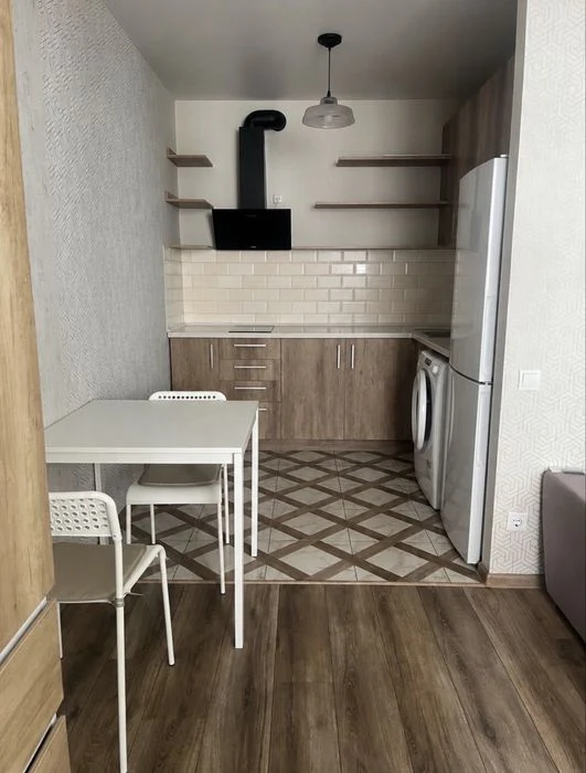 Spacious 1-room apartment for sale on the best 4th floor